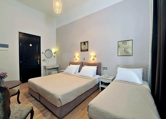 Dryades & Orion Hotel